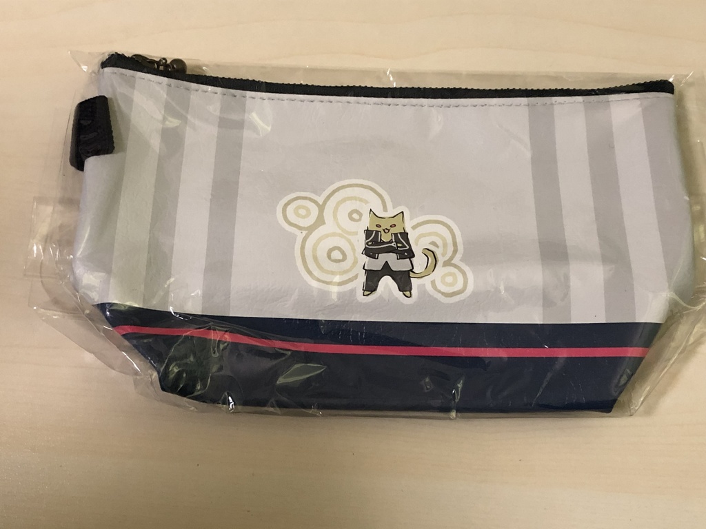 神金にゃんこポーチ