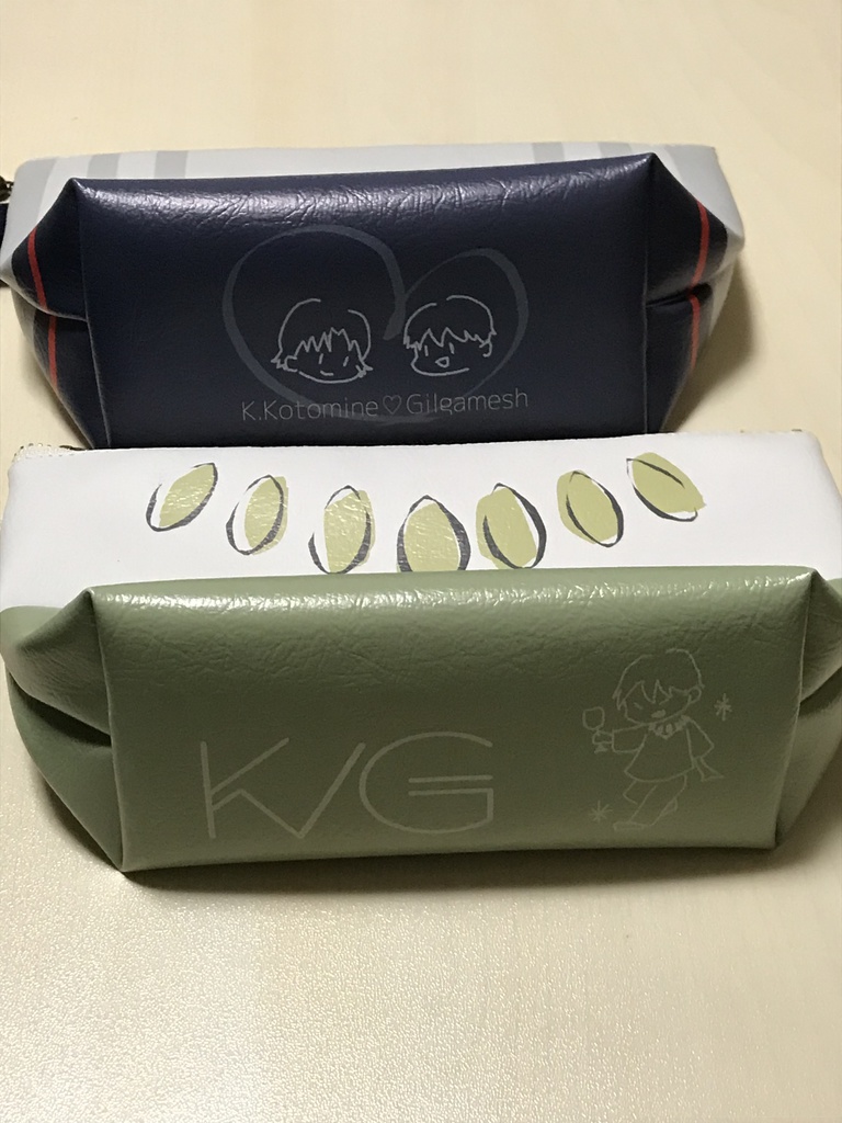 神金にゃんこポーチ