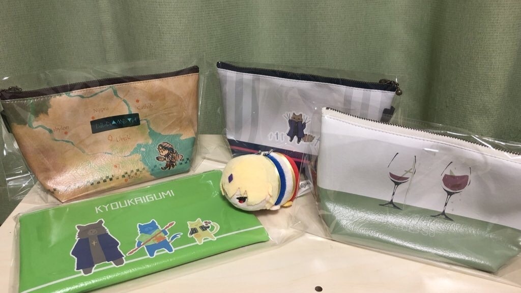 神金にゃんこポーチ