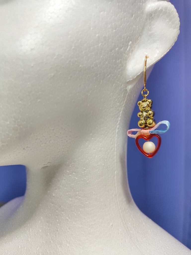 東方project キャラクターイメージアクセサリー【フランドール・スカーレット イヤークリップ】