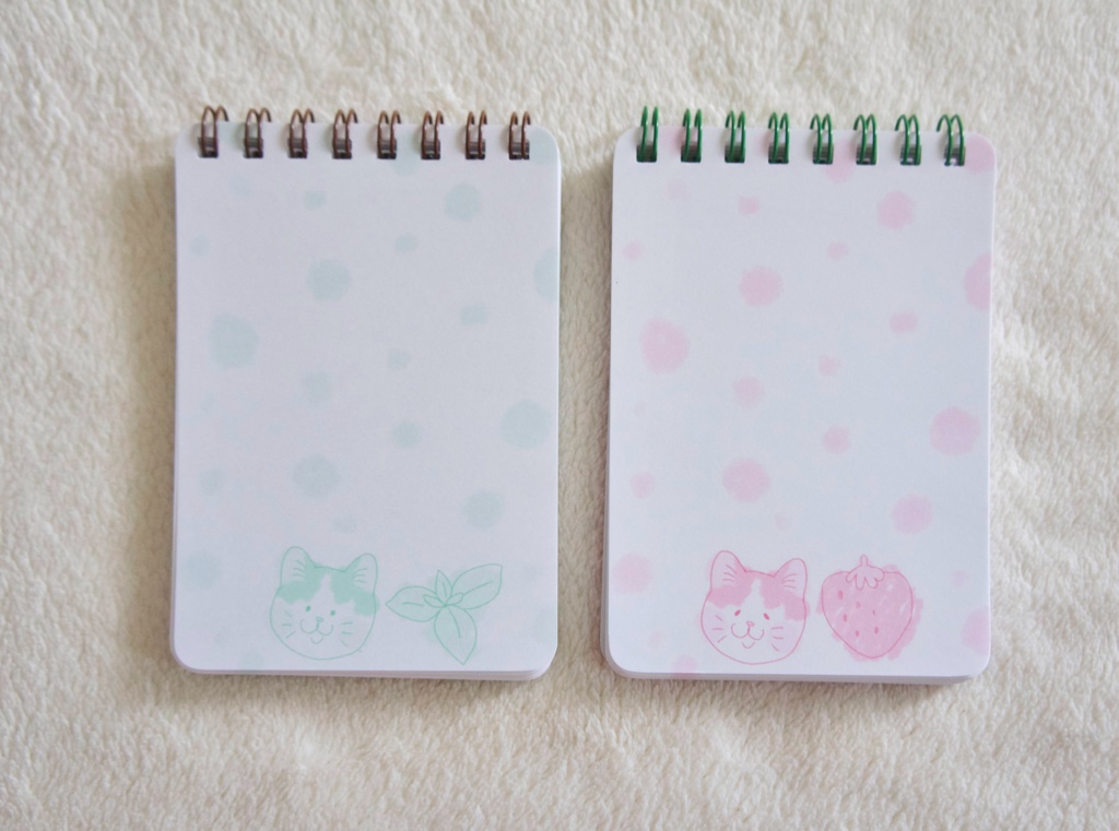 アイスとねこのリングメモ帳