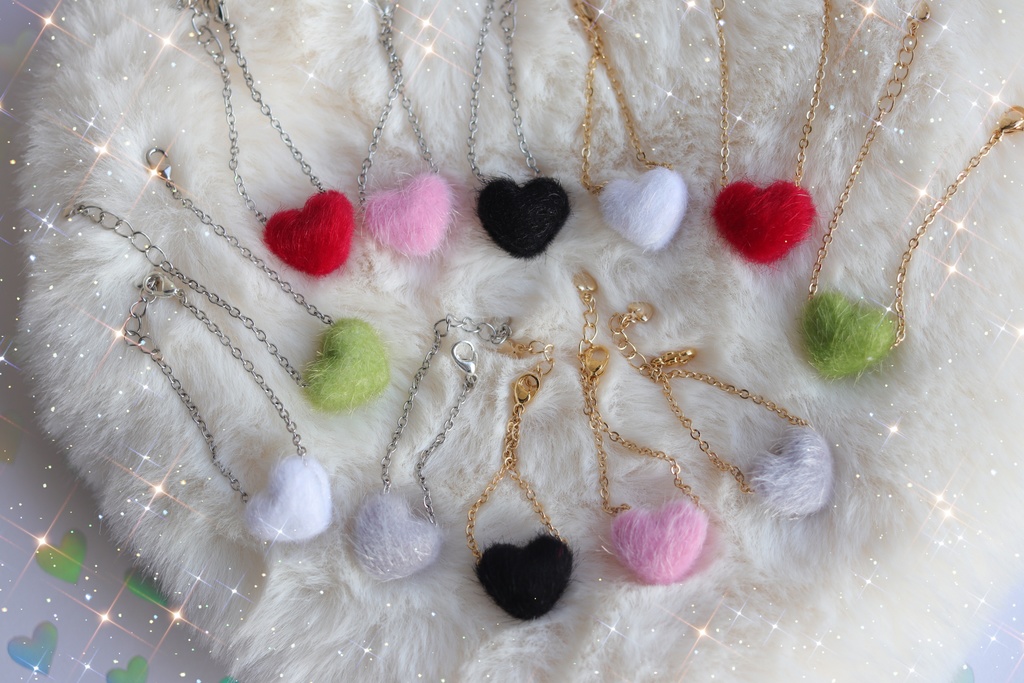 【new!】もこもこハートポシェット