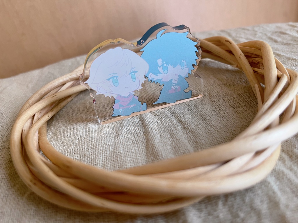 アクリルフィギュア