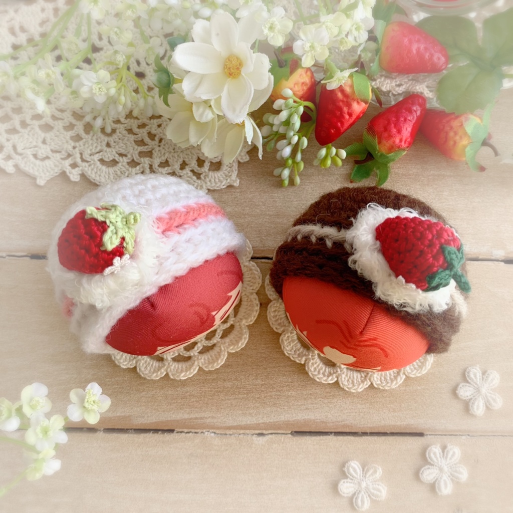 🍓おまんじゅう着ぐるみ いちごのロールケーキ🍓