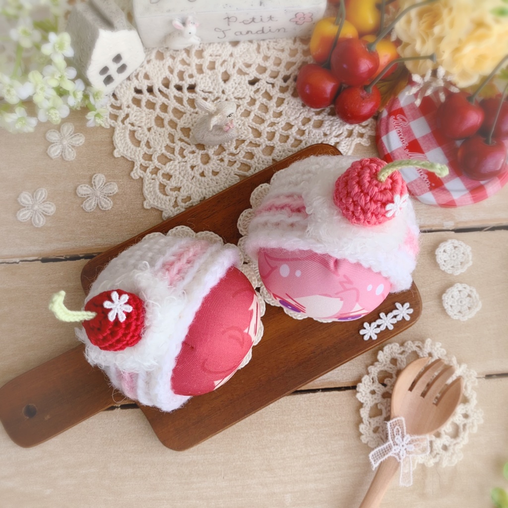 🍒 おまんじゅう着ぐるみ さくらんぼのロールケーキ 🍒