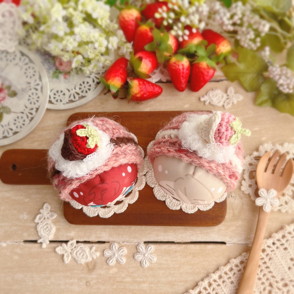 🍓🍫おまんじゅう着ぐるみ つぶつぶベリーショコラのロールケーキ 🍫🍓