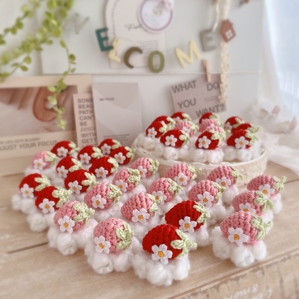 🍓摘みたていちごのブローチ🍓