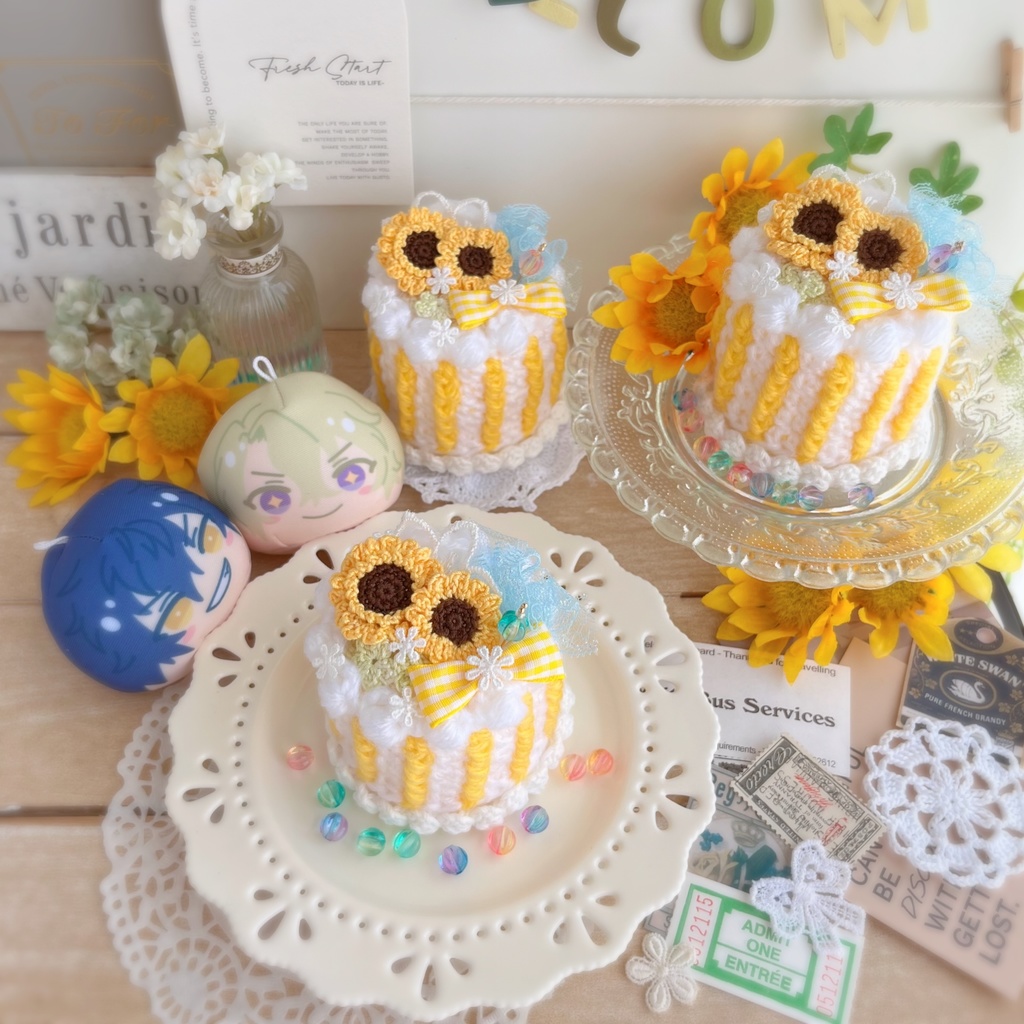 手の平サイズのあみぐるみケーキ🌻ひまわりの夏ケーキ🌻