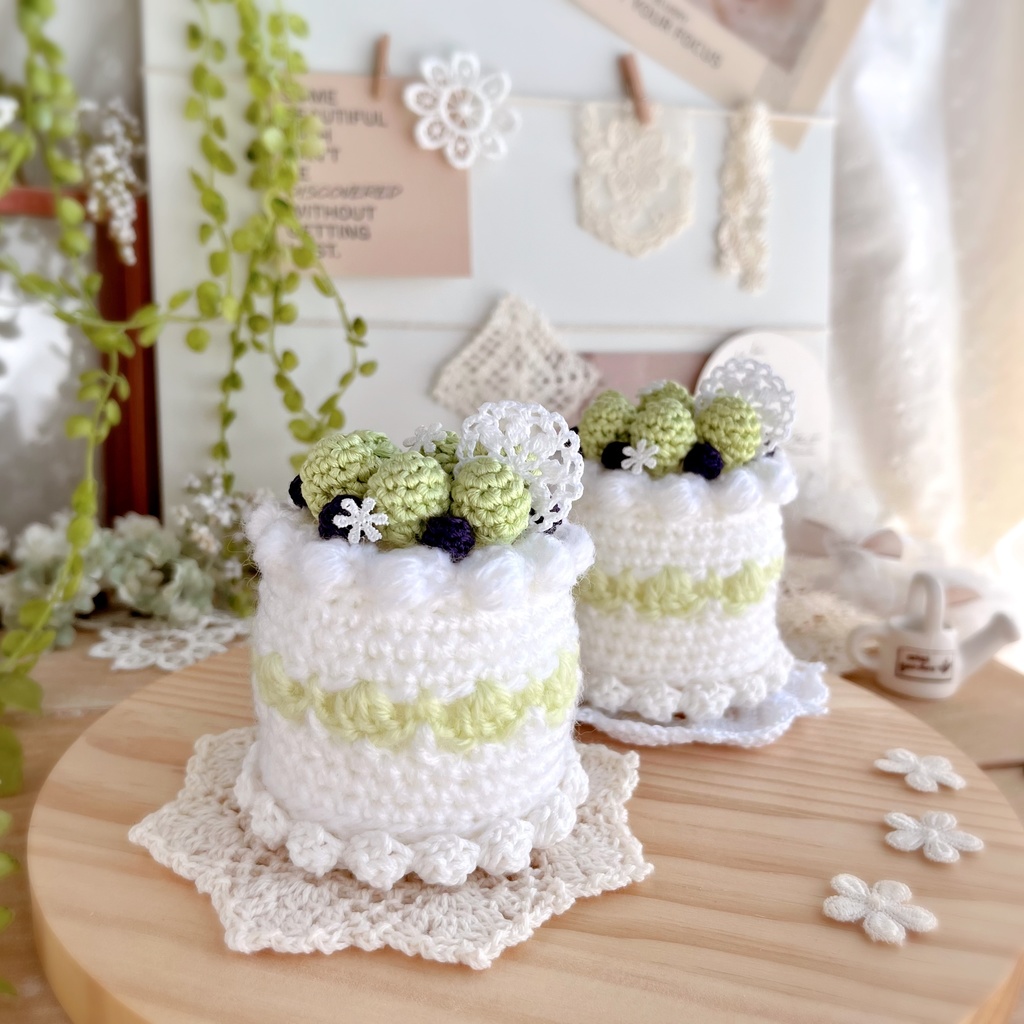 💚手の平サイズのあみぐるみケーキ Your Majesty💚