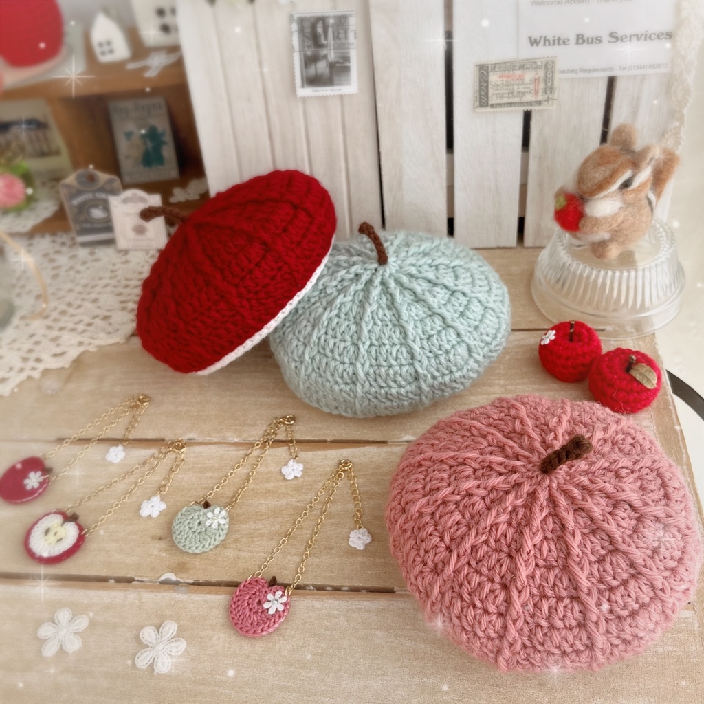🍎ぬいぐるみ用りんごのベレー帽🍎
