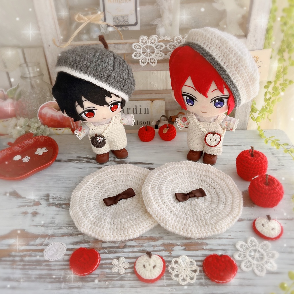 *ぬいぐるみ用半分りんごのベレー帽*