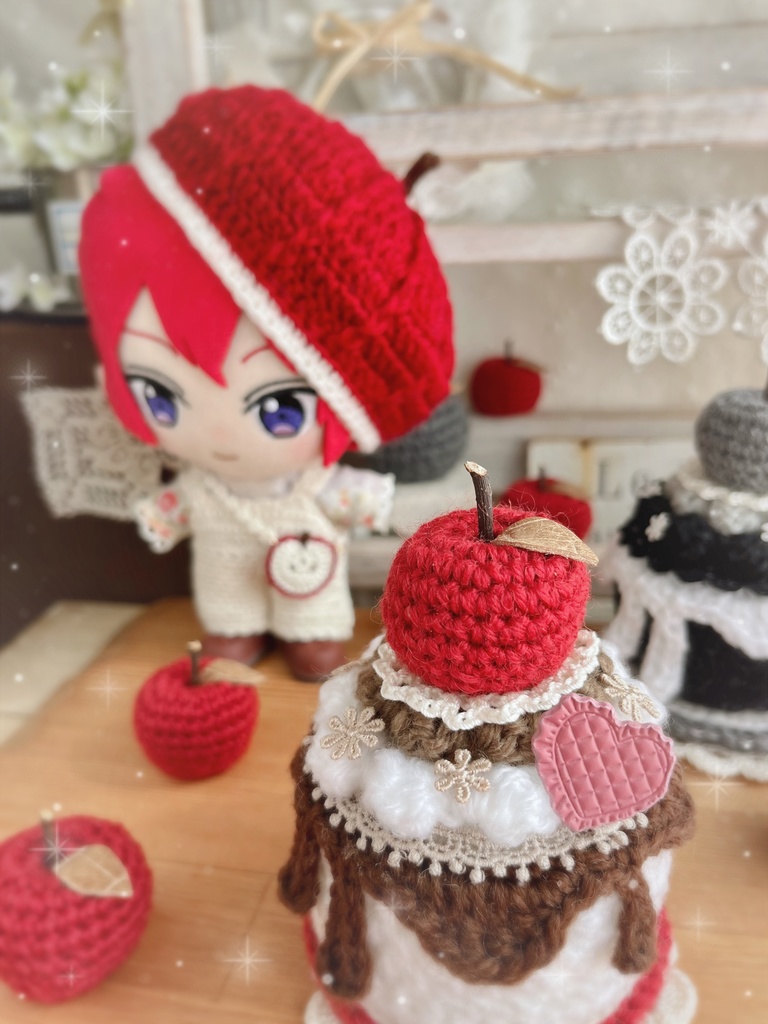 🍎手の平サイズのあみぐるみケーキ 姫りんごの秋色ケーキ🍎