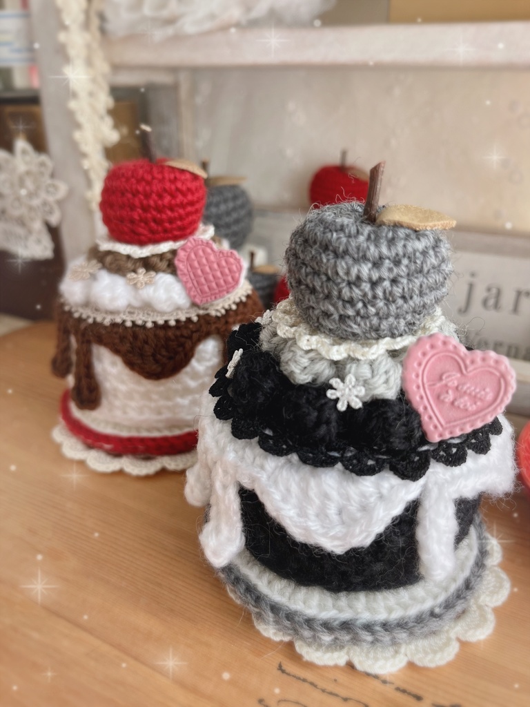 🍎手の平サイズのあみぐるみケーキ 姫りんごの秋色ケーキ🍎