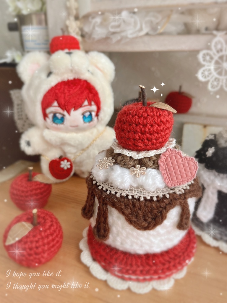 🍎手の平サイズのあみぐるみケーキ 姫りんごの秋色ケーキ🍎