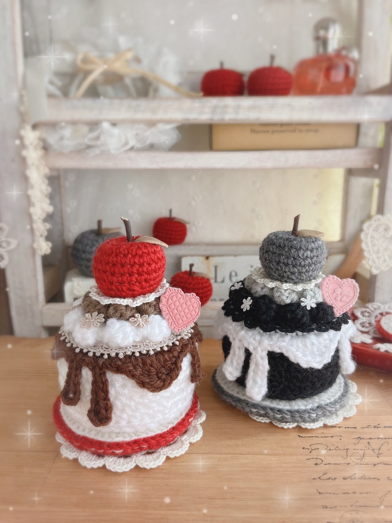 🍎手の平サイズのあみぐるみケーキ 姫りんごの秋色ケーキ🍎
