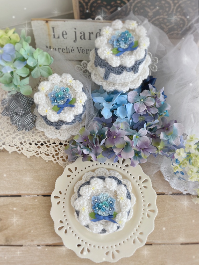💠手の平サイズのあみぐるみケーキ 紫陽花のケーキ💠