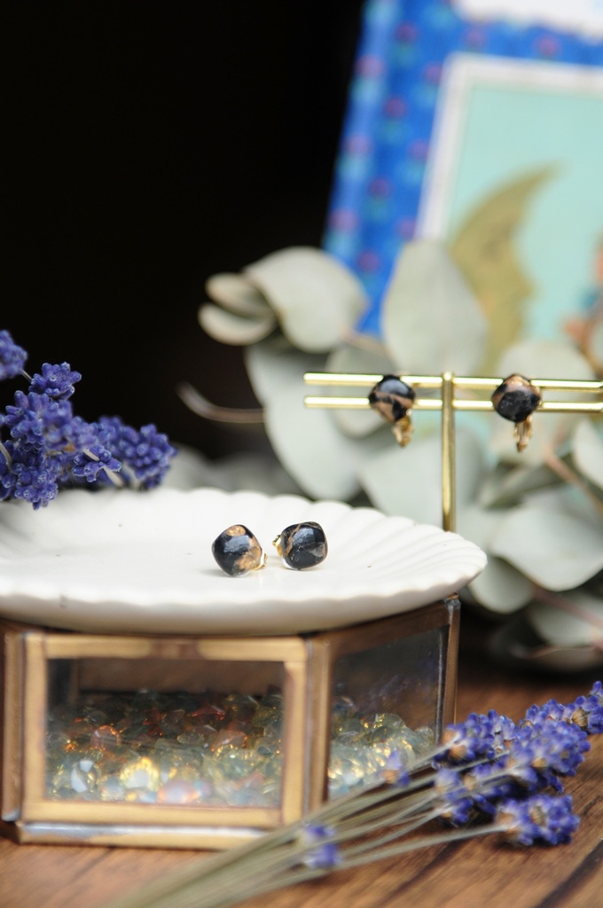 【宝石の国】オブシディアンのピアス