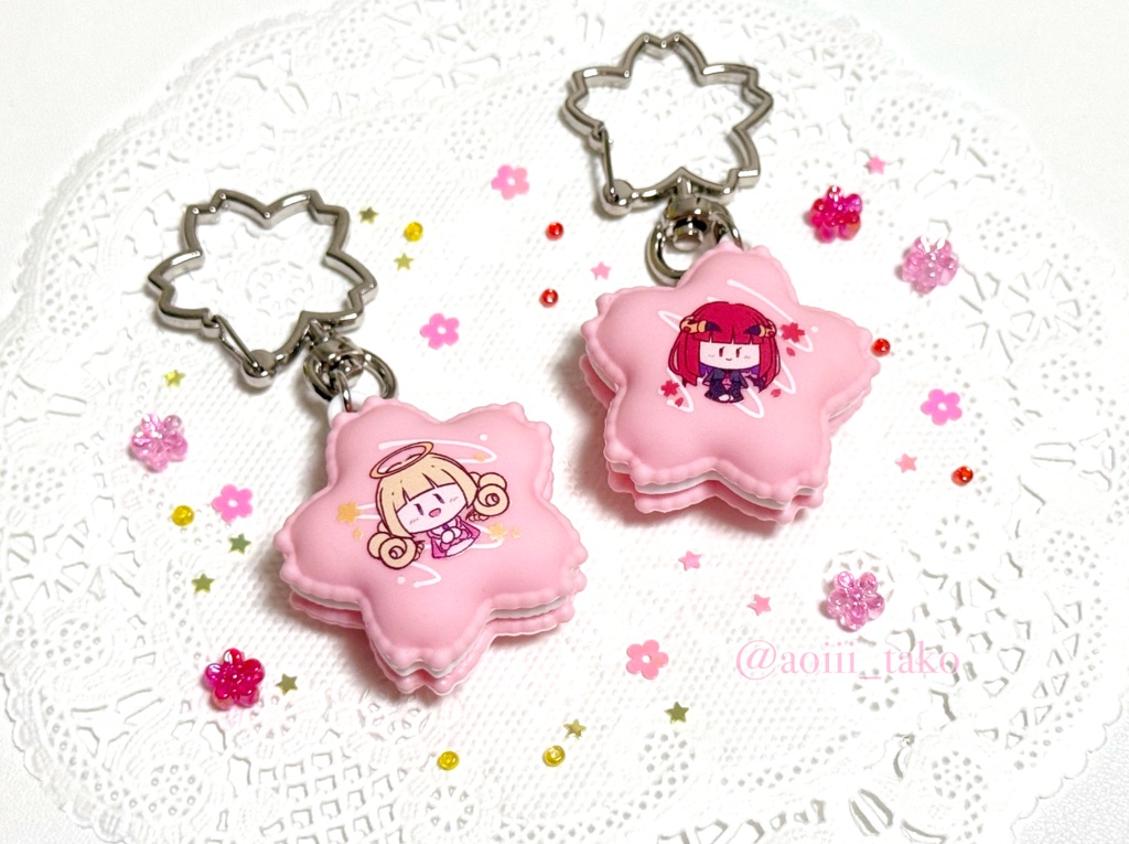 天使悪魔さくらマカロンキーホルダー