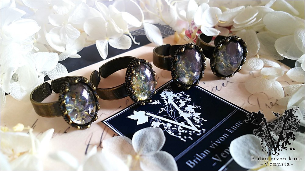 *シックなグリーンオパールの金古美リング-ヴィンテージ-*