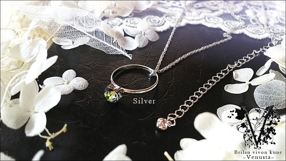 *クリスタルサハラの一粒リング(ネックレス)*