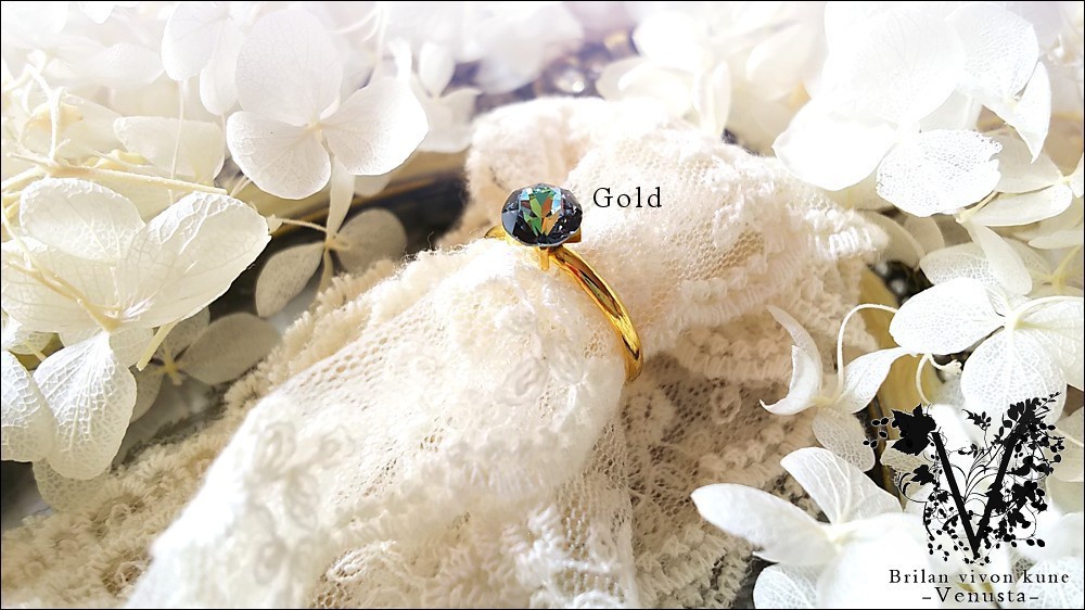 *クリスタルサハラの一粒リング(ネックレス)*