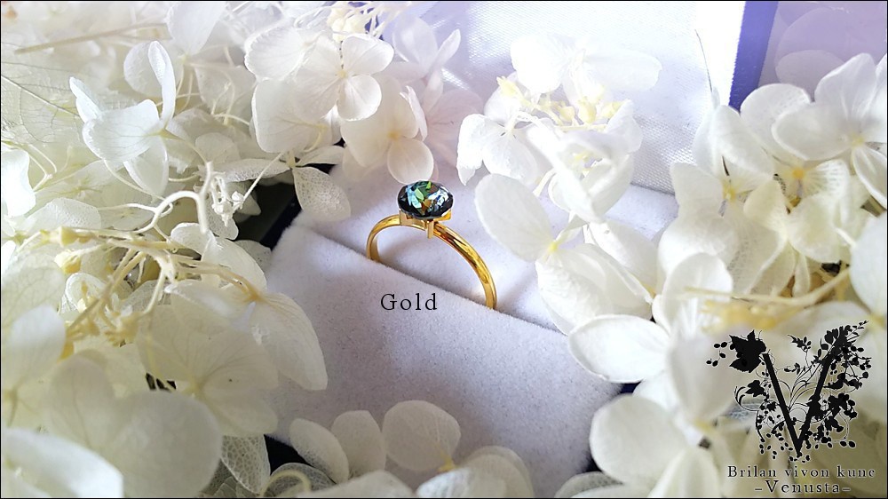 *クリスタルサハラの一粒リング(ネックレス)*