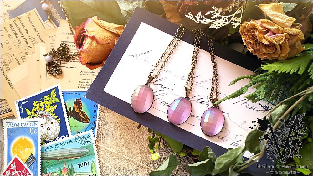 *淡いアメジストフロストの金古美ネックレス*