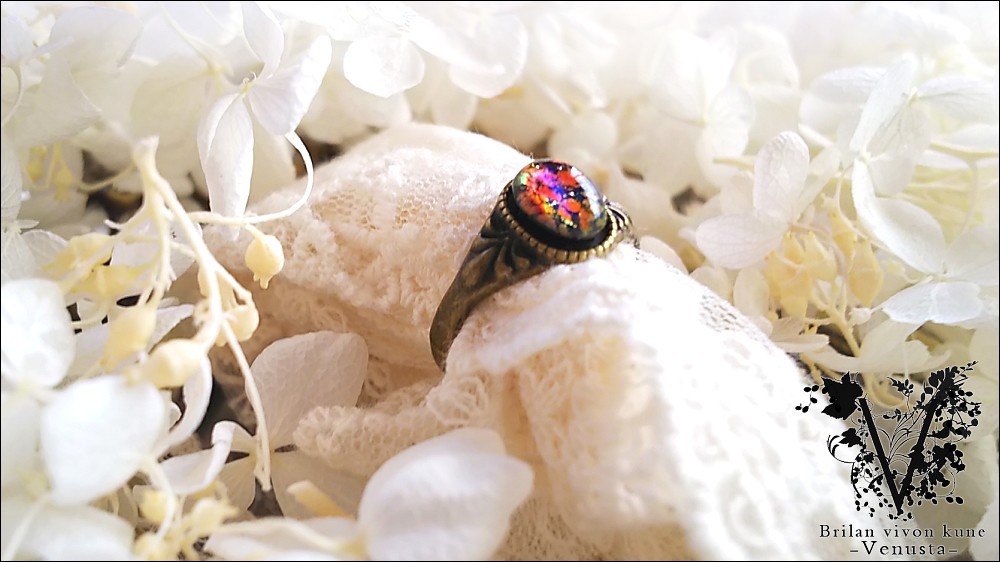 *ブラックオパールのヴィンテージリング*