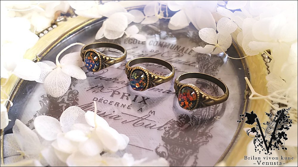 *ブラックオパールのヴィンテージリング*