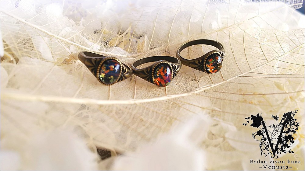 *ブラックオパールのヴィンテージリング*