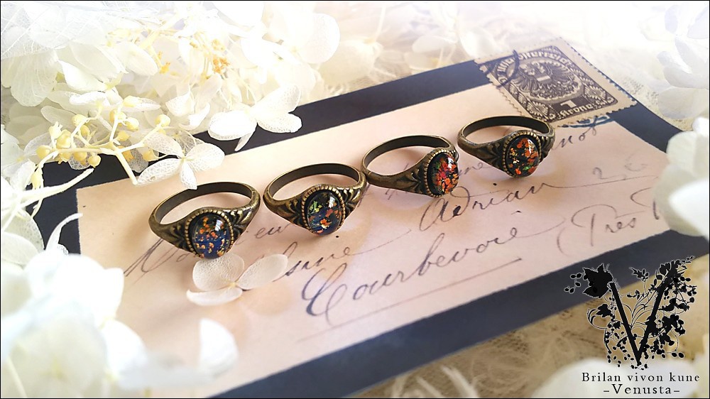 *ブラックオパールのヴィンテージリング*