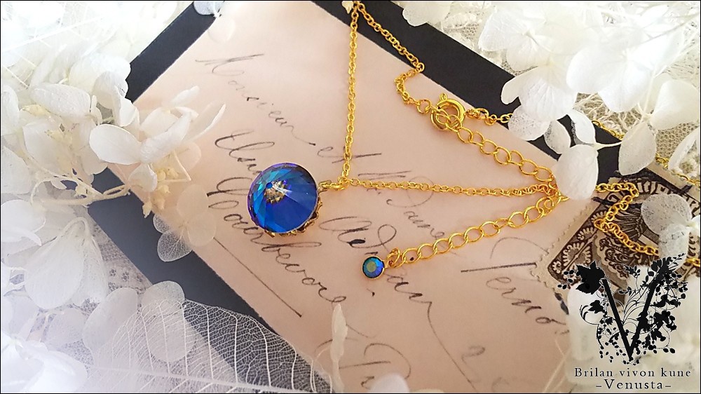 *鉱石風ヴィンテージスワロのネックレス*