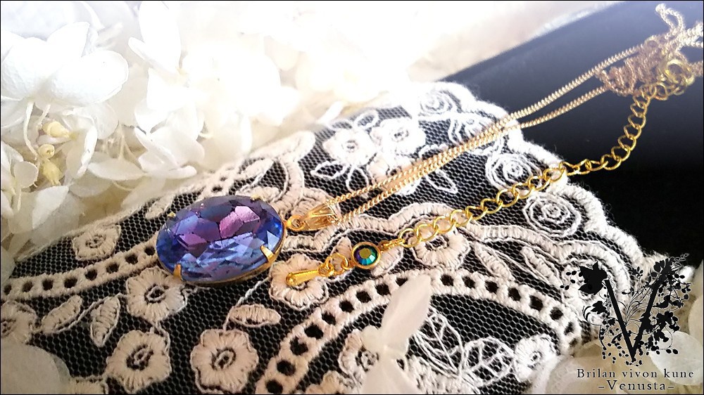 *瑞々しい紫陽花色のヴィンテージガラス-ネックレス-*