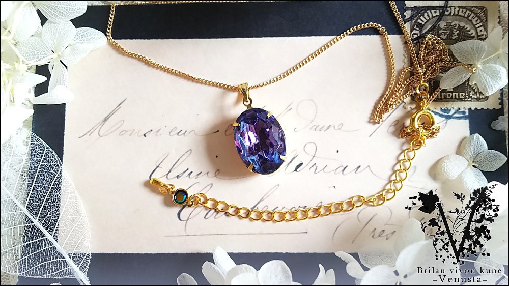 *瑞々しい紫陽花色のヴィンテージガラス-ネックレス-*