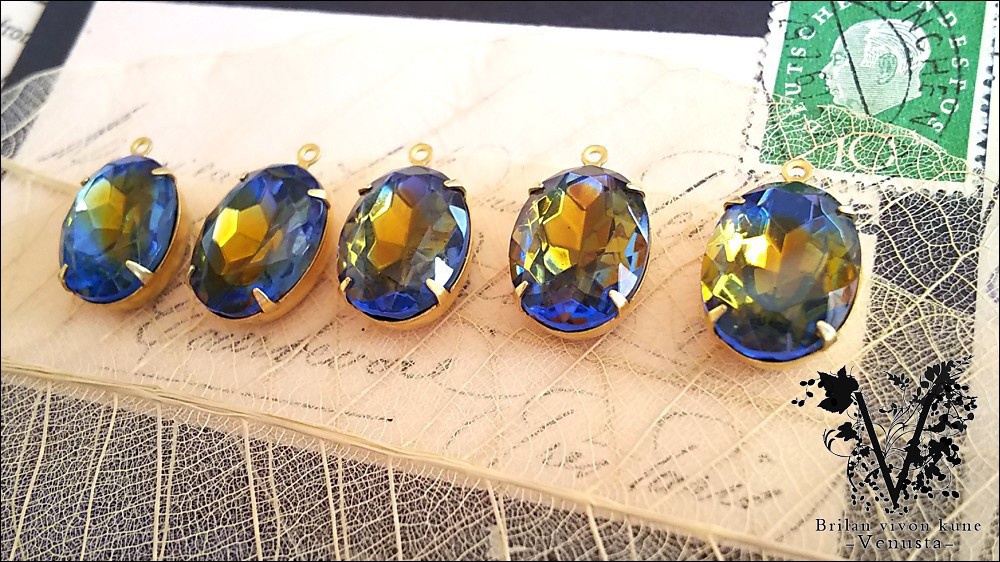 *夕暮れ世界のヴィンテージガラス-ネックレス-*