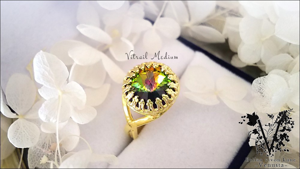 *魅惑のヴィトレイルミディアムのベゼルリング-Vintage-*
