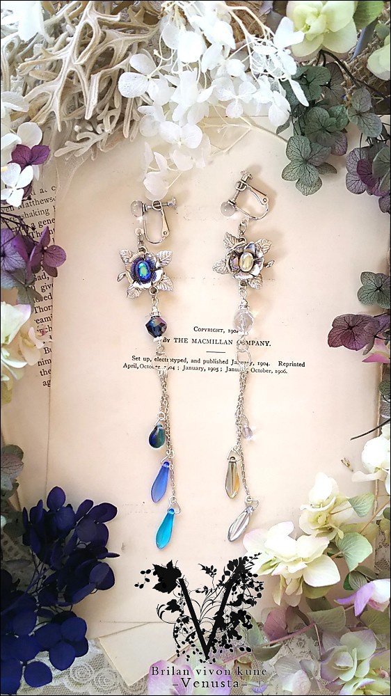 *太陽と月のアシンメトリーイヤリング-Vintage-*