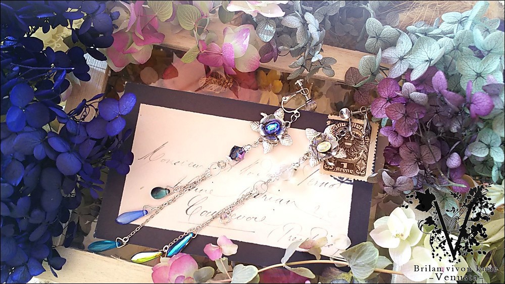 *太陽と月のアシンメトリーイヤリング-Vintage-*