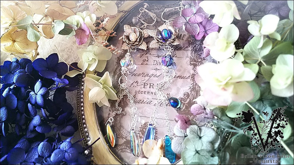 *太陽と月のアシンメトリーイヤリング-Vintage-*