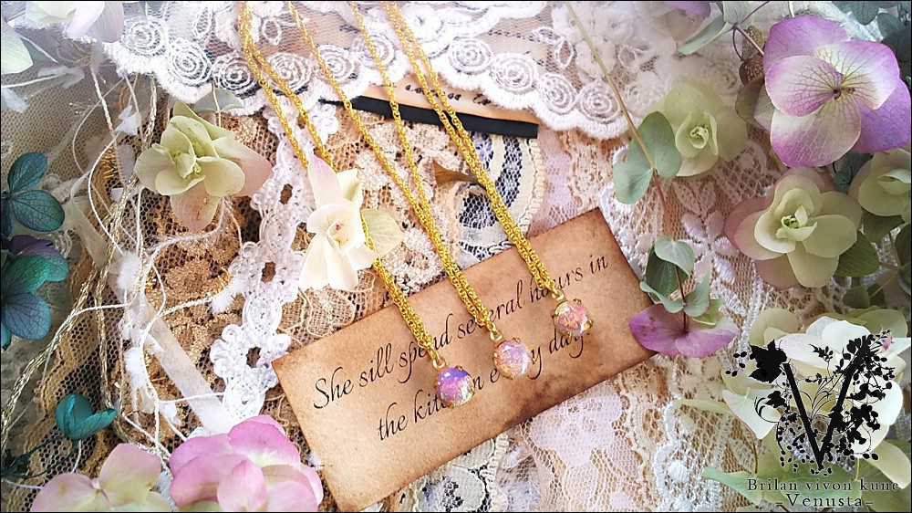 *普段使いのヴィンテージオパールネックレス*