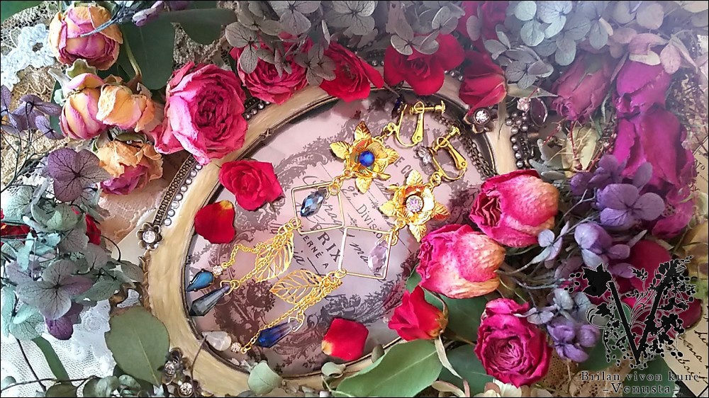 *朝と夜のアシンメトリーイヤリング-Vintage-*