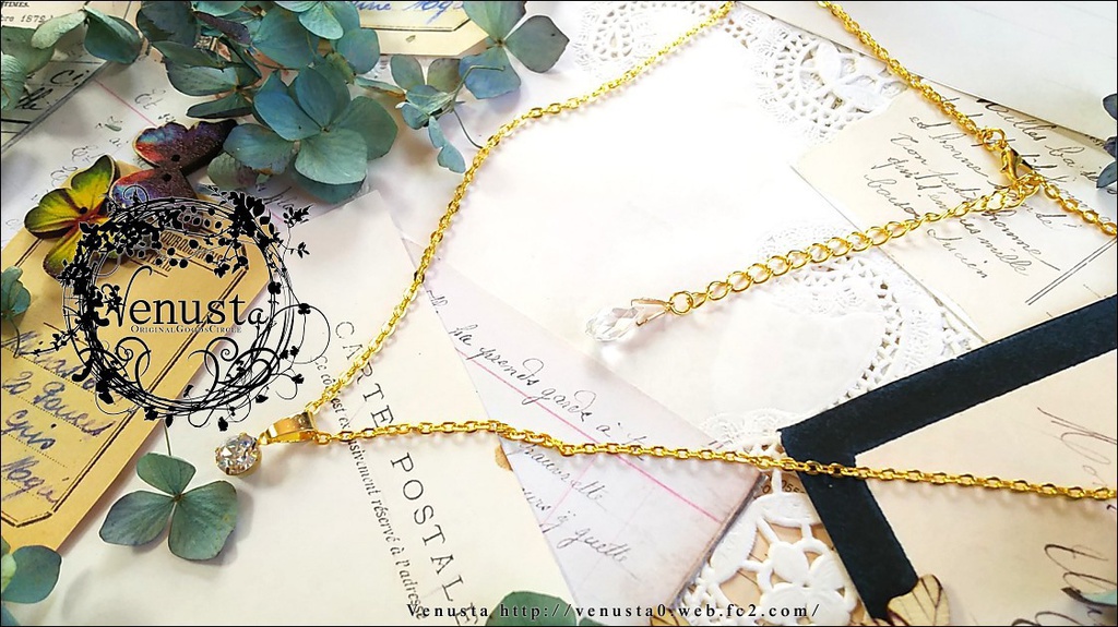 クリスタルムーンライトの一粒プチネックレス