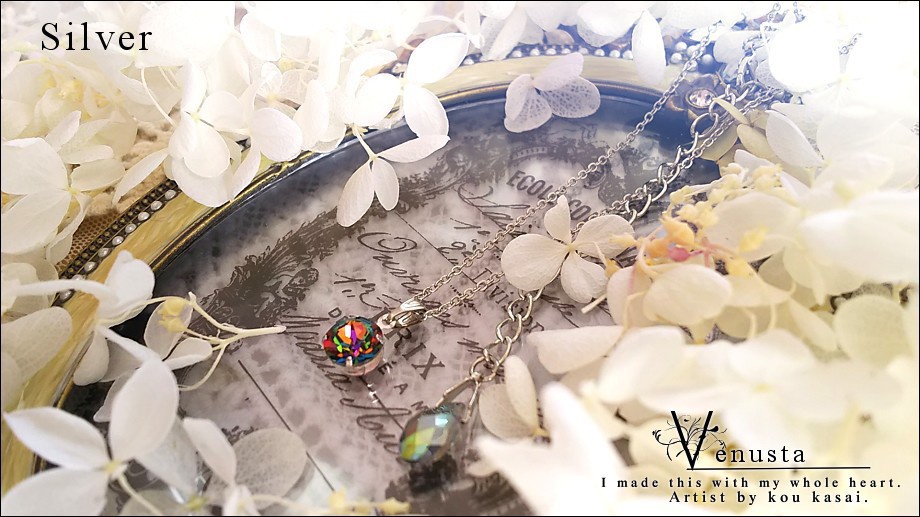 優麗な輝きのヴィトレイルメディウム