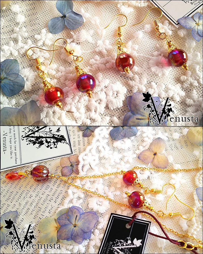 艶やか&鮮やかなベリーのアクセサリー