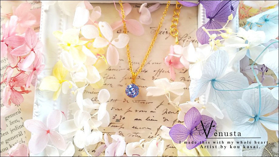 *清澄な青・ライトサファイアの一粒ネックレス*