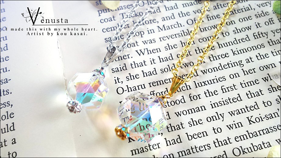 *カットが美しいヴィンテージスワロフスキーのネックレス*