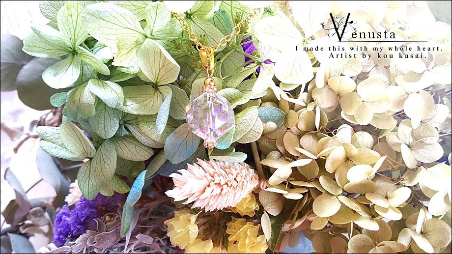 *カットが美しいヴィンテージスワロフスキーのネックレス*