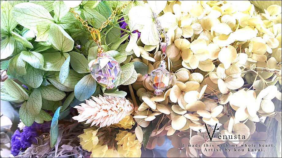 *カットが美しいヴィンテージスワロフスキーのネックレス*