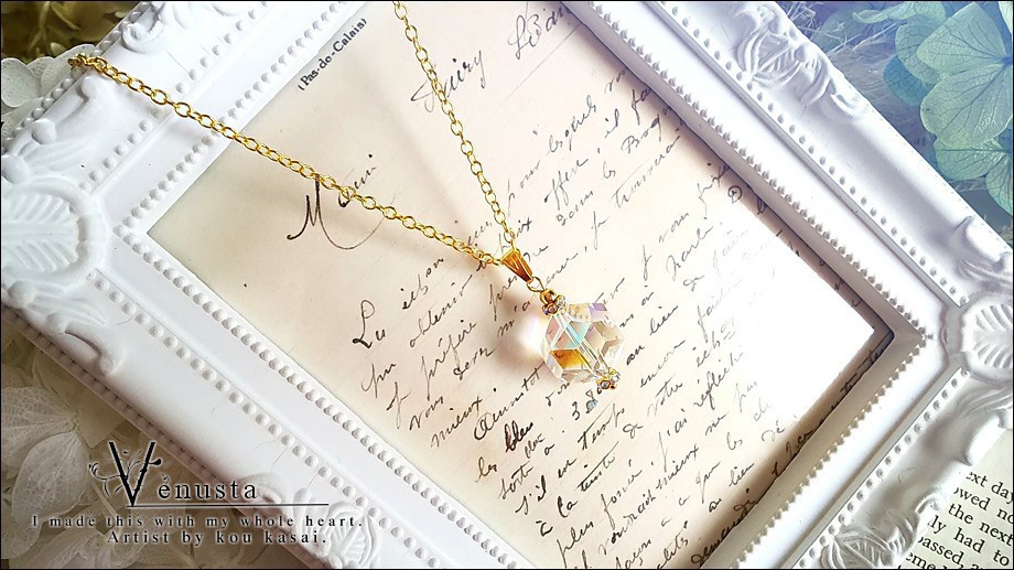 *カットが美しいヴィンテージスワロフスキーのネックレス*