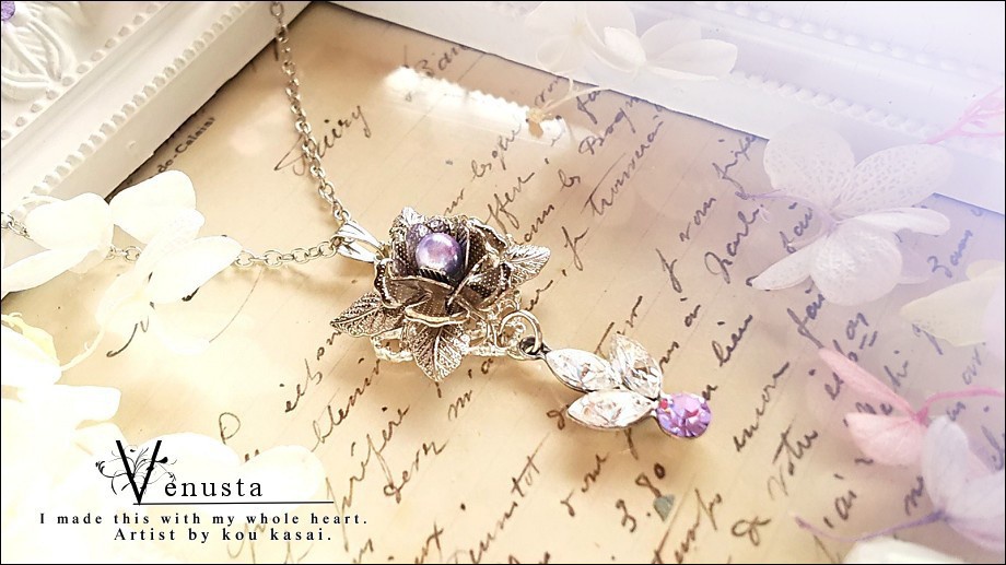 *優雅なクリスタル×ヴァイオレット-ヴィンテージガラスのシンプルネックレス-*